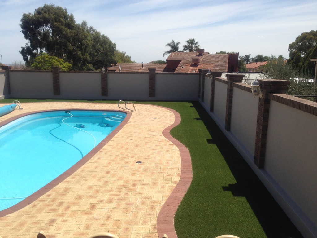 Swimming pool surrounds in Lesmurdie